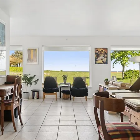 Arnke - 300m From The Sea By Interhome Holiday home Korsor